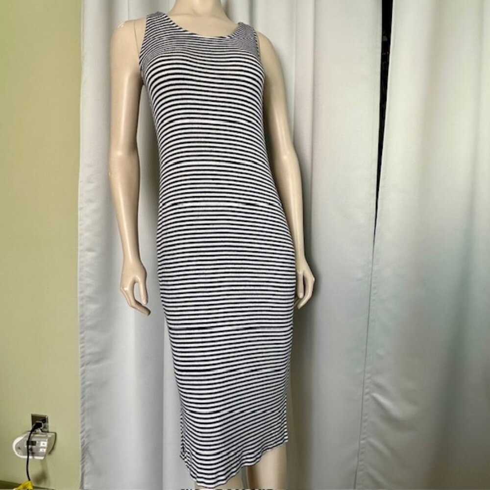 CeCe Blue White Striped Ribbed Maxi Stretch Dress Size Med